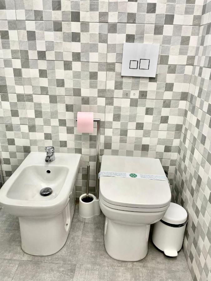 Tortona Secret Caveau Milano Esterno foto